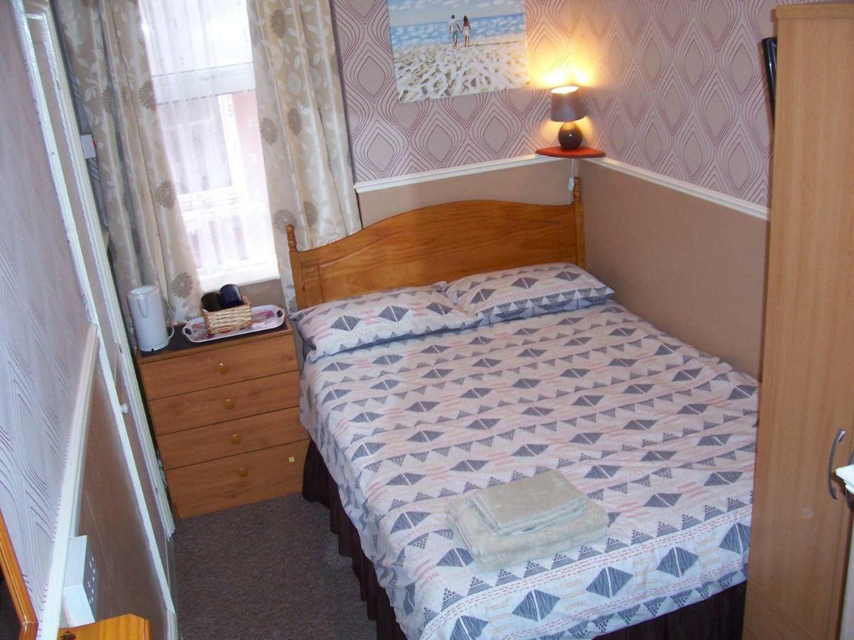 The Chelston Bed & Breakfast 2*